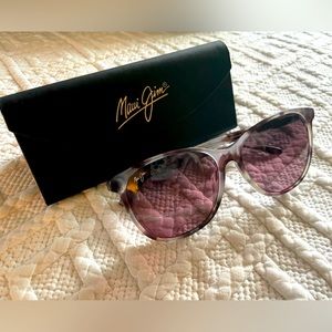 Maui Jim
Isola Oversized PolarizedPlus2 58mm Sunglasses